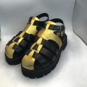 Closed-Toe Sandal